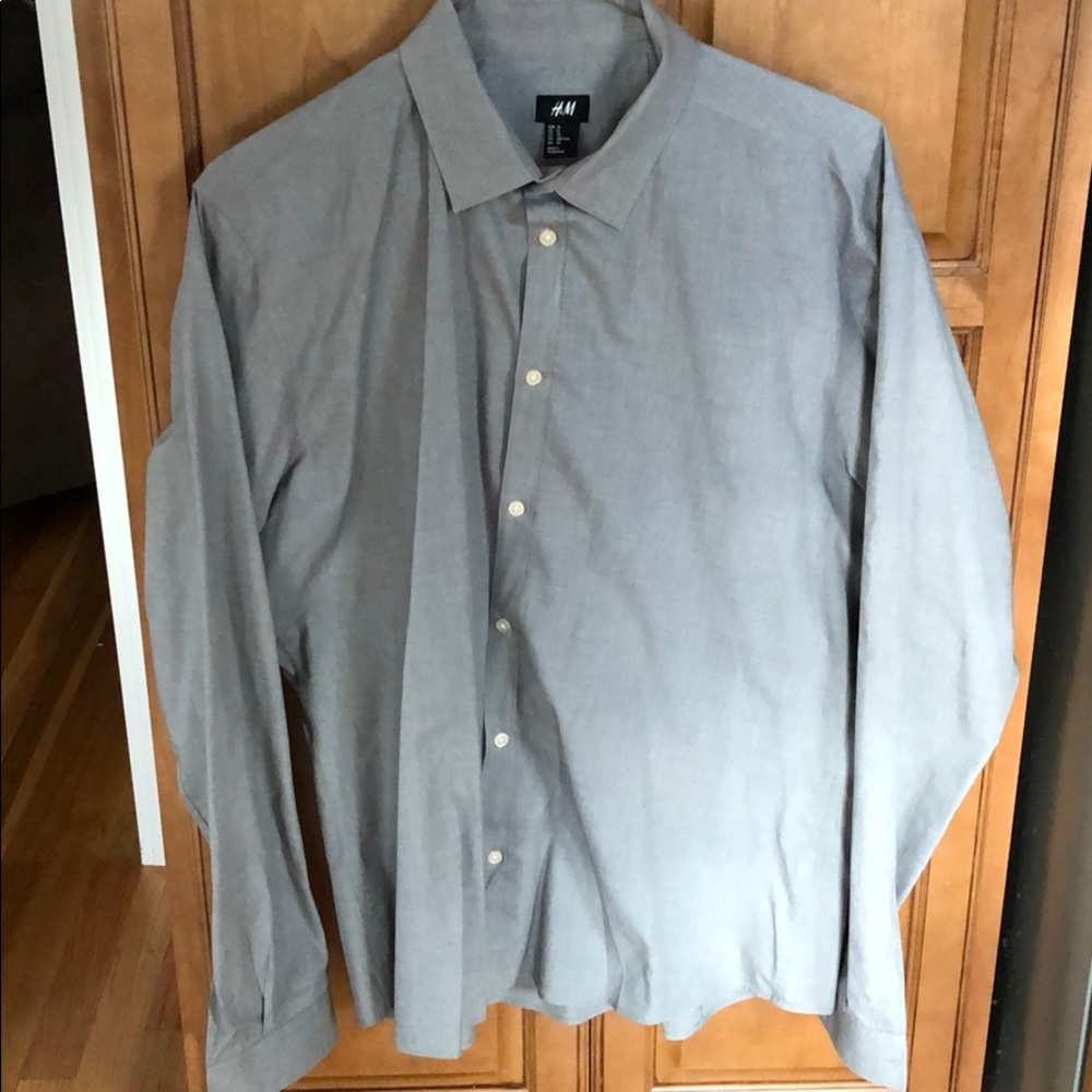 H&M button down shirt